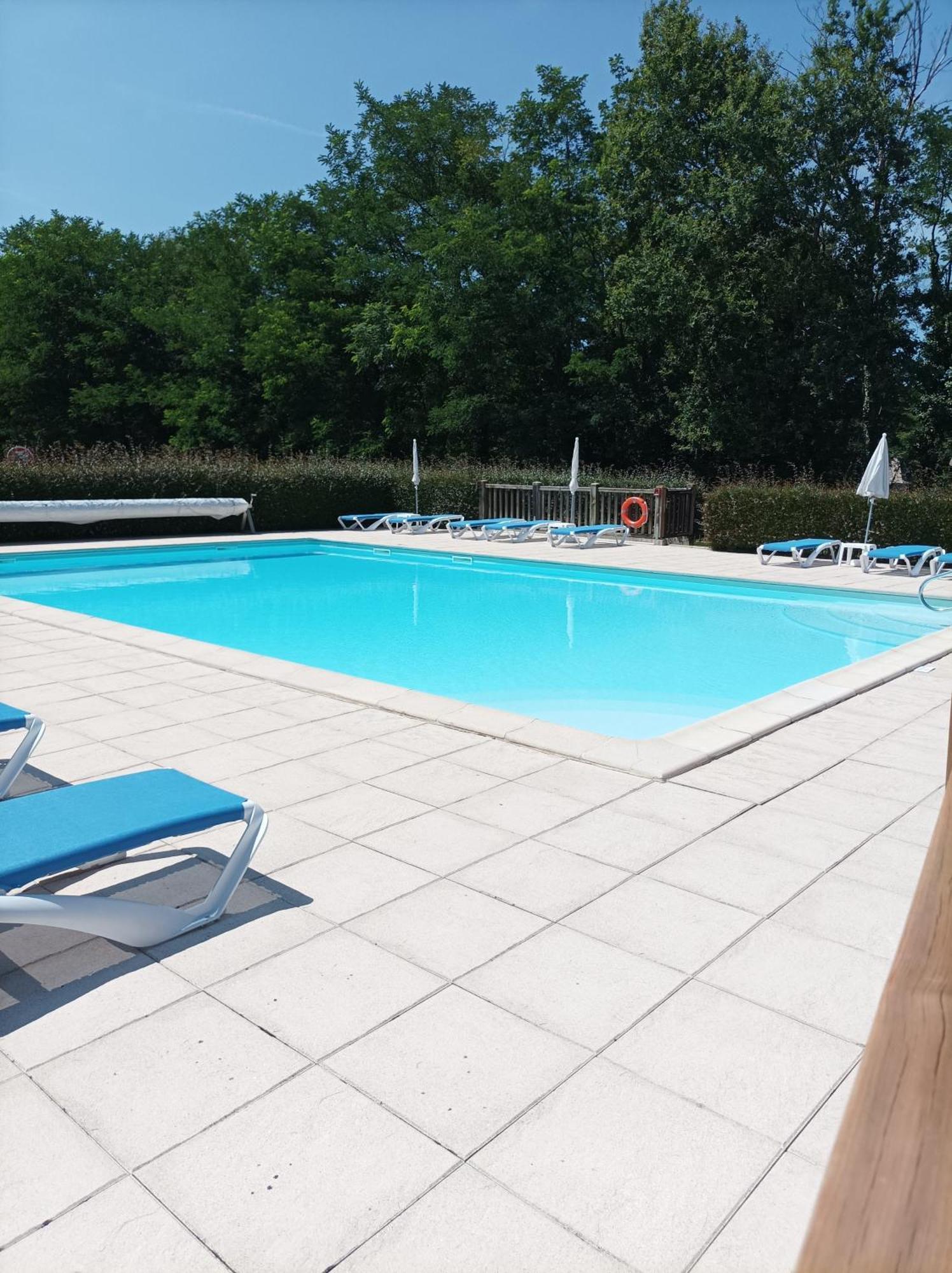 Au Pied De La Dordogne Apartment Argentat Luaran gambar
